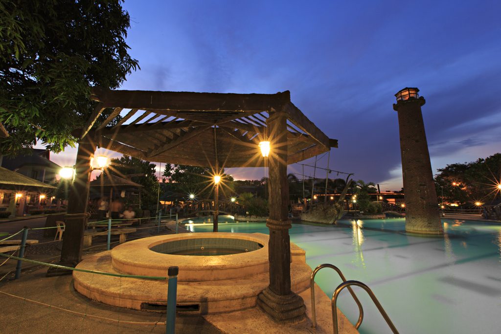 Outdoor Jacuzzi