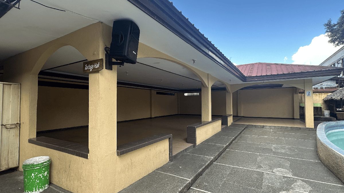 Tortuga Hall